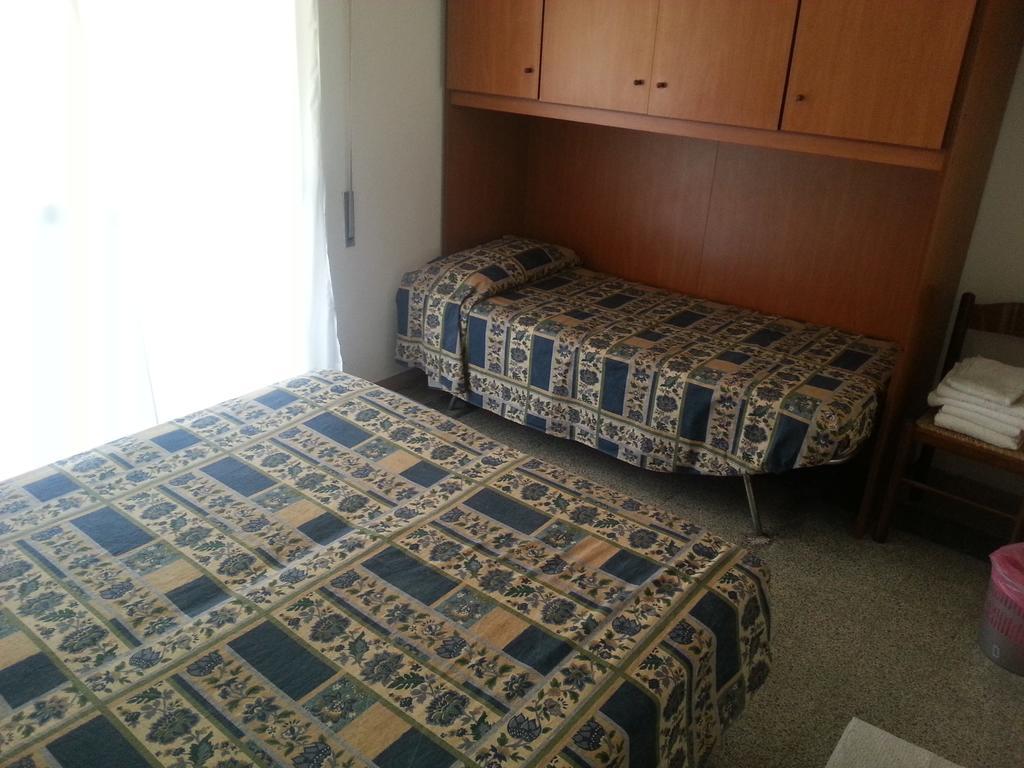 Hotel Margot Lido di Camaiore Rum bild